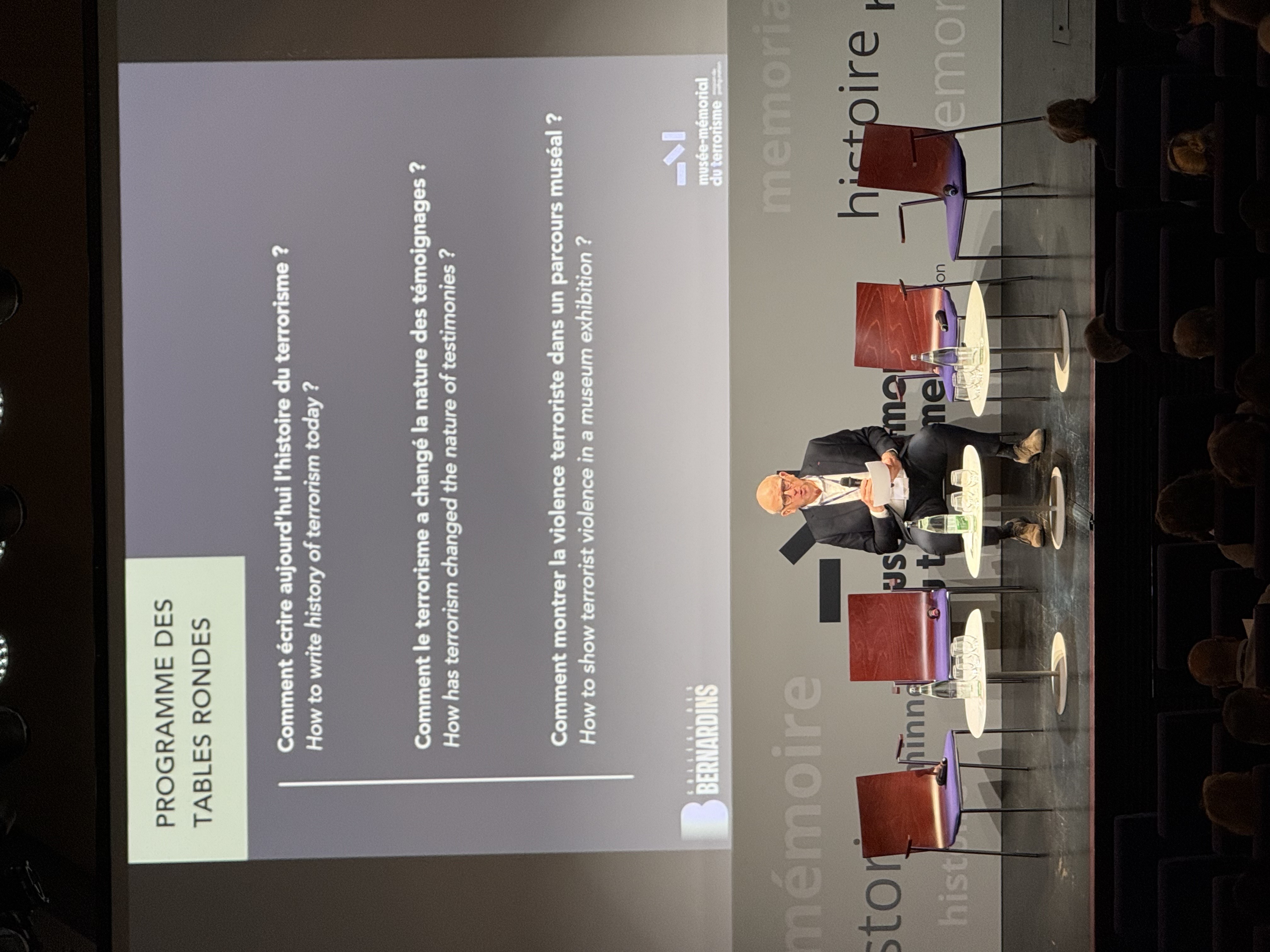 photographie d'Henry Rousso introduisant le séminaire